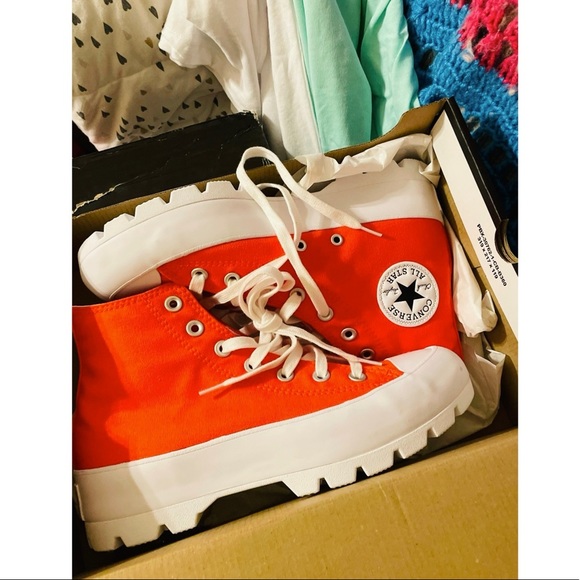 Converse Shoes - NWT Platform Converse